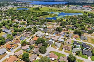 343 Sterling Dr, Winter Haven, FL 33884 - Photo 9