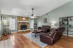 3108 Sandy Cir, Haines City, FL 33844 - Photo 3