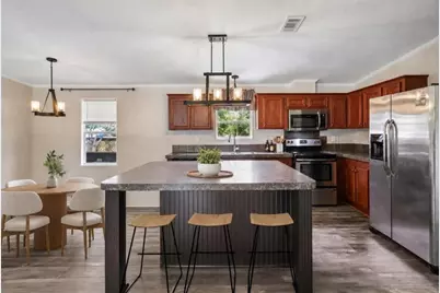 136 Creekwood Run, Lakeland, FL 33809 - Photo 25