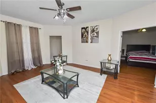 1015 Hidden Dr, Lakeland, FL 33809 - Photo 5