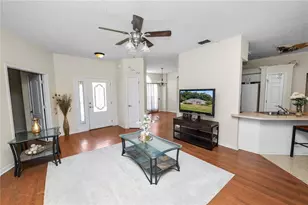 1015 Hidden Dr, Lakeland, FL 33809 - Photo 7