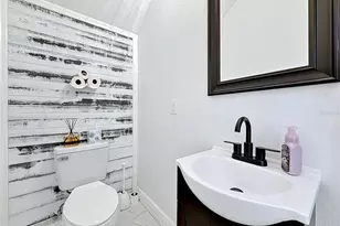525 Elm St, Safety Harbor, FL 34695 - Photo 23