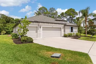 3918 Gaviota Dr, Sun City Center, FL 33573 - Photo 3