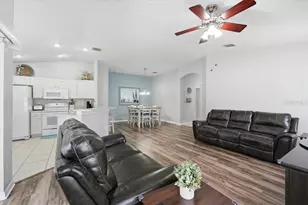 4661 Hickory Stream Ln, Mulberry, FL 33860 - Photo 5