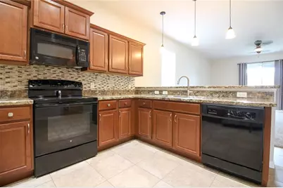 811 Krenson Woods Lane, Lakeland, FL 33813 - Photo 9