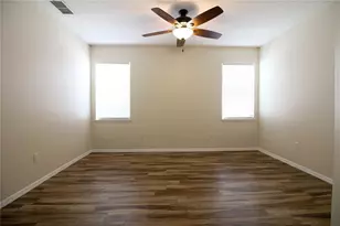 811 Krenson Woods Ln, Lakeland, FL 33813 - Photo 17