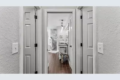 545 Hunters Run Boulevard, Lakeland, FL 33809 - Photo 17