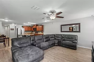 5739 Lacar Way, Lakeland, FL 33805 - Photo 9