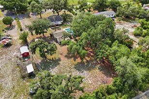 1006 Robinson Rd, Plant City, FL 33563 - Photo 85