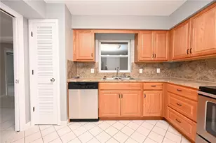 907 Swann Dr, Lakeland, FL 33809 - Photo 11