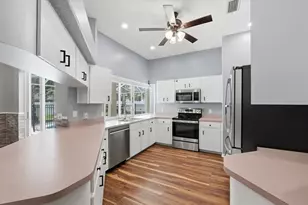 5237 Bloomfield Blvd, Lakeland, FL 33810 - Photo 15