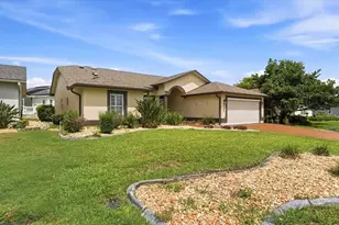 5767 Sandpipers Dr, Lakeland, FL 33809 - Photo 1