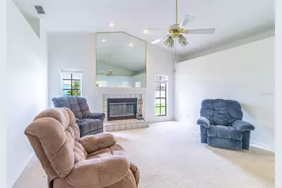 699 Hunters Run Boulevard, Lakeland, FL 33809 - Photo 3