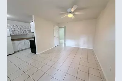 507 Twin Pines Lane #D, Auburndale, FL 33823 - Photo 5