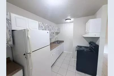 507 Twin Pines Lane #D, Auburndale, FL 33823 - Photo 3