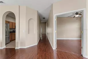 4064 Byrds Crossing Dr, Lakeland, FL 33812 - Photo 9