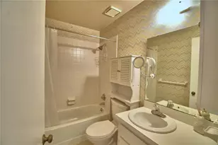 4853 Colonnades Circle E, Lakeland, FL 33811 - Photo 39