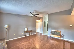 4853 Colonnades Circle E, Lakeland, FL 33811 - Photo 11