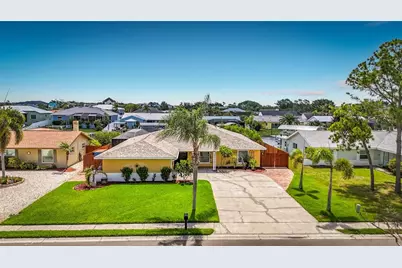 6517 Solitaire Palm Way, Apollo Beach, FL 33572 - Photo 3