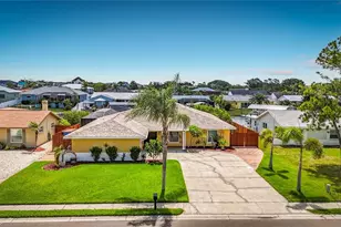 6517 Solitaire Palm Way, Apollo Beach, FL 33572 - Photo 3