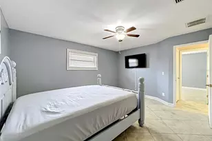 6517 Solitaire Palm Way, Apollo Beach, FL 33572 - Photo 27