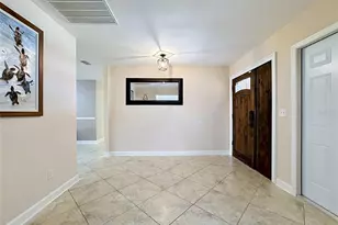 6517 Solitaire Palm Way, Apollo Beach, FL 33572 - Photo 7