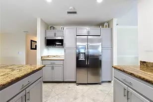 6517 Solitaire Palm Way, Apollo Beach, FL 33572 - Photo 19