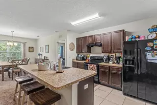 2145 Blue Highlands Dr, Lakeland, FL 33811 - Photo 7