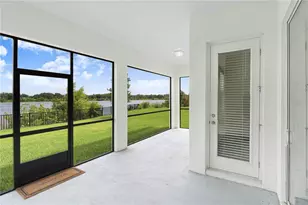 12876 Bergstrom Bay Dr, Riverview, FL 33579 - Photo 5
