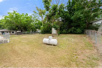 301 Weaver Avenue, Lake Wales, FL 33853 - Photo 15