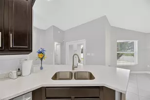 3039 Pearly Dr, Lakeland, FL 33812 - Photo 15