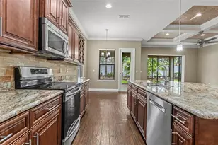 843 Christina Chase Dr, Lakeland, FL 33813 - Photo 9