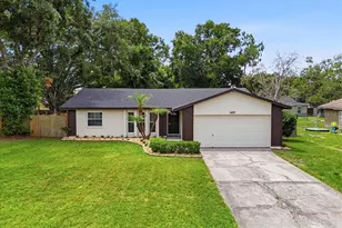 1422 Periwinkle Ct, Lakeland, FL 33811 - Photo 3