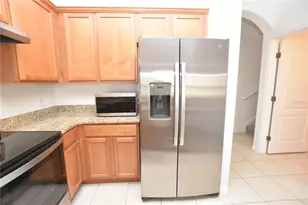 6352 Sedgeford Dr, Lakeland, FL 33811 - Photo 3