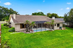 3943 Cheverly Dr E, Lakeland, FL 33813 - Photo 5