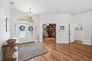 3943 Cheverly Dr E, Lakeland, FL 33813 - Photo 9