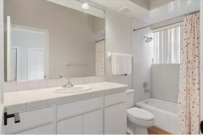 3943 Cheverly Drive E, Lakeland, FL 33813 - Photo 53