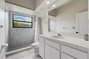 3943 Cheverly Dr E, Lakeland, FL 33813 - Photo 43
