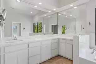 3943 Cheverly Dr E, Lakeland, FL 33813 - Photo 39