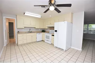1424 Phyllis Street, Lakeland, FL 33803 - Photo 3