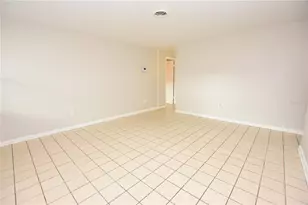 1424 Phyllis St, Lakeland, FL 33803 - Photo 9