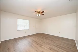 613 Robin Rd, Lakeland, FL 33803 - Photo 5