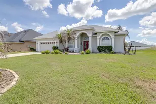 6798 HartsWorth Dr, Lakeland, FL 33813 - Photo 1