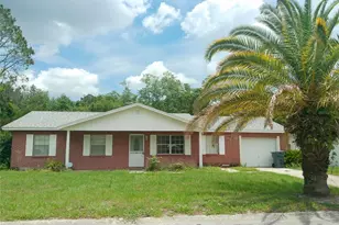 6131 Doe Cir E, Lakeland, FL 33809 - Photo 1