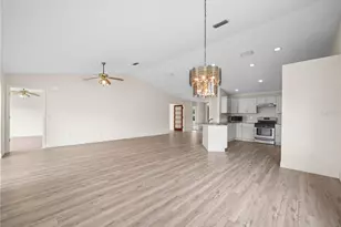 6341 Silver Lakes Dr W, Lakeland, FL 33810 - Photo 7