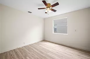 6341 Silver Lakes Dr W, Lakeland, FL 33810 - Photo 17