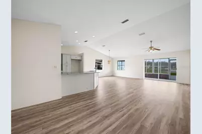 6341 Silver Lakes Drive W, Lakeland, FL 33810 - Photo 3