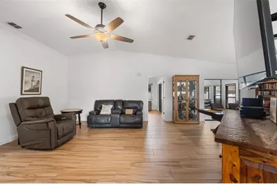 1957 Prairie Dunes Circle N, Lakeland, FL 33810 - Photo 3