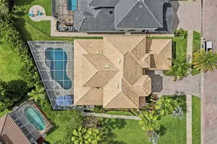 18043 Cozumel Isle Dr, Tampa, FL 33647 - Photo 9