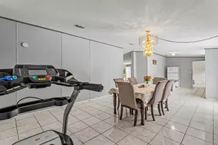 4736 Walnut Cir S, Lakeland, FL 33810 - Photo 15